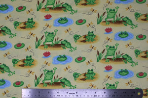 Pond Frogs - 43/44" - 100% cotton flannel
