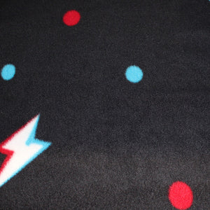 Lightning Bolt Abstract Fleece Print - 60" - 100% polyester