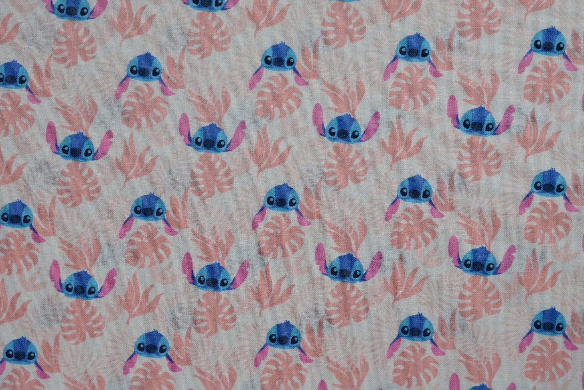 Disney's Stitch Ohana Collection - 45